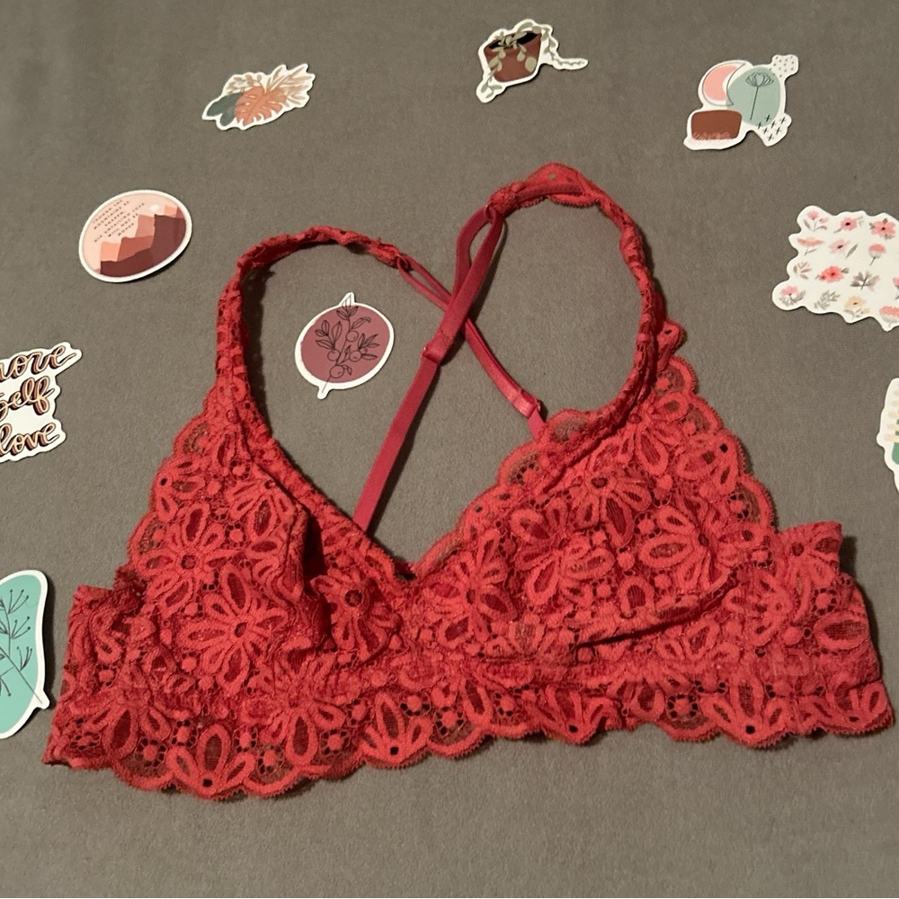 pink bralette!